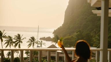 Sainte-Lucie possĂšde quelques-uns des hĂŽtels les plus singuliers des Antilles. Nos belles adresses.