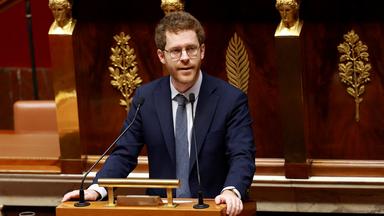 «Coup de poignard contre la jeunesse» : la rhétorique de plus en plus musclée du ministre des Comptes publics