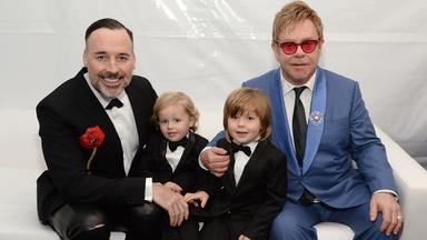 La rare apparition des deux fils d'Elton John à Venise