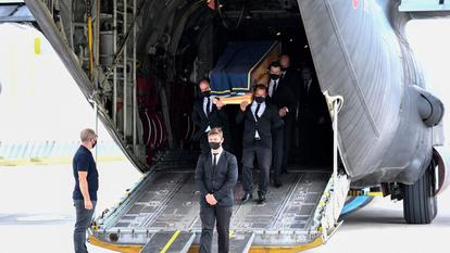 Une cérémonie d'hommage national à Orly avait été rendue aux humanitaires tués.