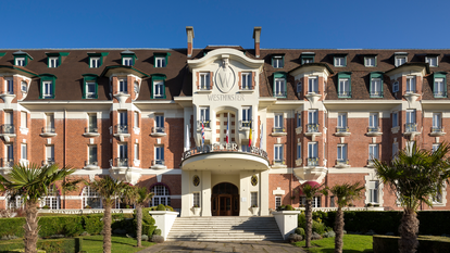 Au cœur du Touquet-Paris-Plage, l'hôtel Barrière Le Westminster propose une parfaite alchimie d'élégance et d'art de vivre.