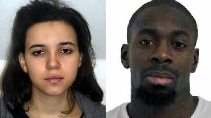 Hayat Boumeddiene, à gauche, veuve du terroriste Amedy Coulibaly.
