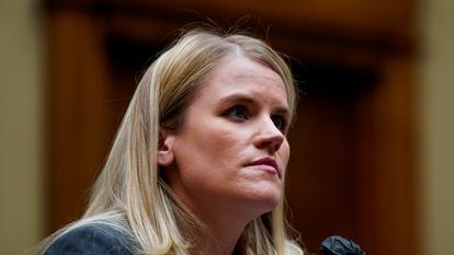 Frances Haugen, lanceuse d'alerte qui a claqué la porte de Facebook en mai dernier et dénonce les pratiques de son ancien employeur, a déclaré devant le Congrès américain que le réseau attisait les «violences ethniques» dans certains pays.