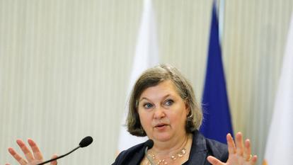 «Nous considérons qu'il est trop cher, sans viabilité économique et qu'il prendra trop de temps», a résumé la sous-secrétaire d'Etat des Affaires politiques américaines, Victoria Nuland.