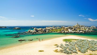 En Corse, les plages idylliques sont l'attrait principal de l'archipel des Lavezzi, composé de 23 îles, îlots et récifs granitiques au sud-est de Bonifacio.