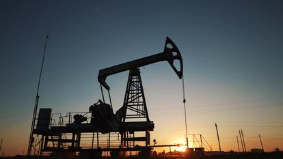 Une installation pétrolière.