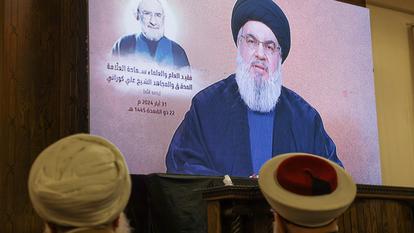 Le chef du Hezbollah, Hassan Nasrallah, prononce un discours à Beyrouth.