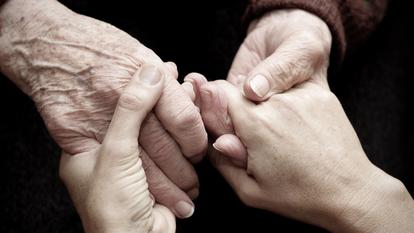 Peut on Se Pr parer Au Vieillissement Et Au D c s De Ses Parents peut-on-se-pr-parer-au-vieillissement-et-au-d-c-s-de-ses-parents