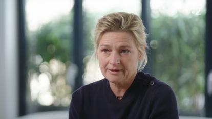 Anne-Elisabeth Lemoine au micro de Mohamed Bouhafsi