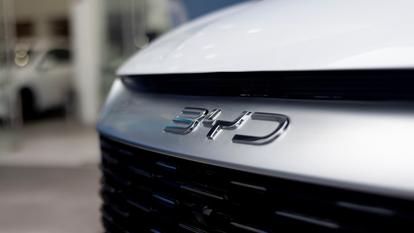 BYD va déployer 4000 stations de recharge ultrarapides en Chine.