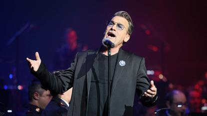 Florent Pagny assurera une tournée de concerts en 2026, avec une série exceptionnelle de vingt concerts à l’Olympia.