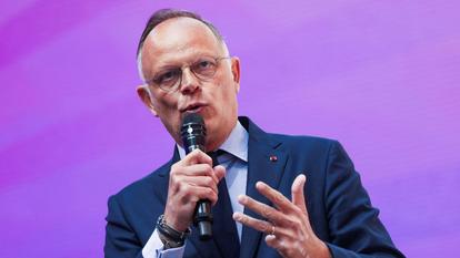 Au second tour, le sondage publié ce lundi émet l’hypothèse d’un équilibre presque parfait (50/50) en cas de face à face entre Édouard Philippe et Jordan Bardella.