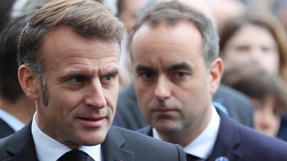 إيمانويل ماكرون وسيباستيان ليكورنو.