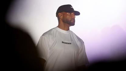Le rappeur Booba vit aux États-Unis et ne devrait pas être présent à l’audience qui a lieu ce mercredi au tribunal correctionnel de Paris.