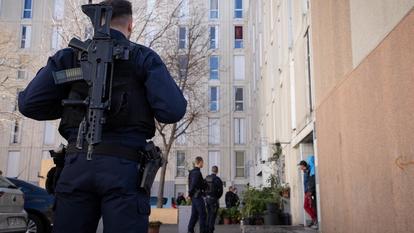 Opération Place nette à la cité de la Castellane à Marseille.