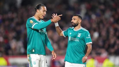 Mohamed Salah commence sur le banc depuis deux matchs.