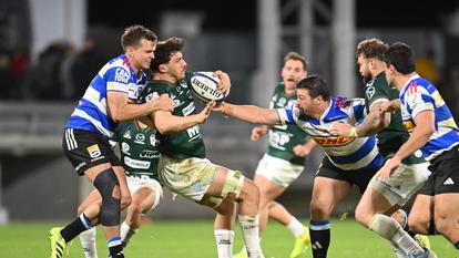 Alexandre Fischer et les Bayonnais au tapis d’entrée.