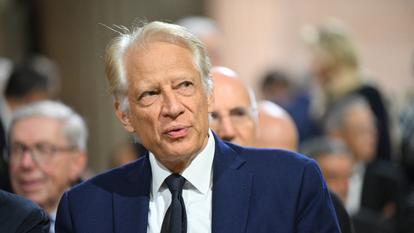Dominique de Villepin a monté il y a plusieurs mois un parti appelé La France humaniste qui revendique désormais 40 000 adhérents (sans cotisation).