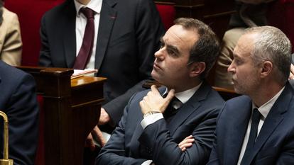 Aidés par une partie de la droite, la gauche et le centre ont permis à Sébastien Lecornu de faire adopter son projet de loi de financement de la Sécurité sociale.
