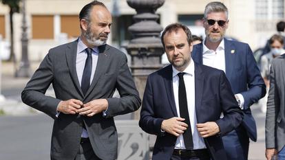 إدوار فيليب وسيباستيان لوكورنو، في باريس، 21 يونيو 2021.