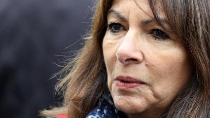 Au jeu de la notation, Anne Hidalgo, maire de Paris, obtient la note de 2,4/10.