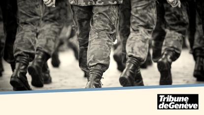Près de 700 jeunes binationaux vivant en Suisse échappent au service militaire chaque année.