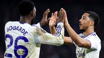 Les joueurs d’Aston Villa assurés d’être en barrages.