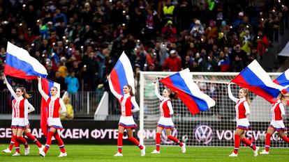 LE CIO recommande le retour «sans restriction» des Russes dans les compétitions juniors.