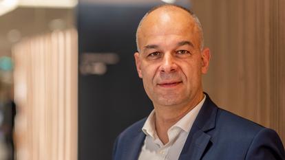 Arnaud Rousseau, président du groupe Avril (Lesieur, Puget), milite pour une écologie basée sur la science pour relever le défi climatique sans peser sur la production agricole. Il est lui-même à la tête d'une exploitation céréalière de 340 hectares en Seine-et-Marne.