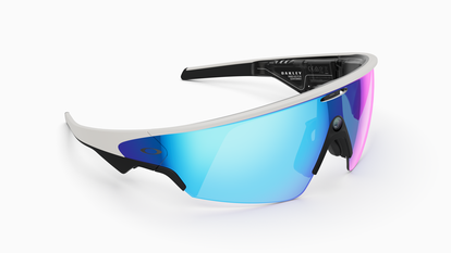 Les lunettes Oakley Meta Vanguard permettent notamment d’interroger Meta IA en mode mains libres et sans écran.