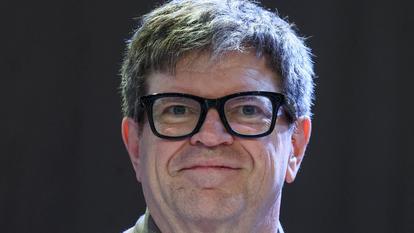 Yann LeCun, chercheur français en intelligence artificielle et ex-Meta, peaufine son nouveau projet.