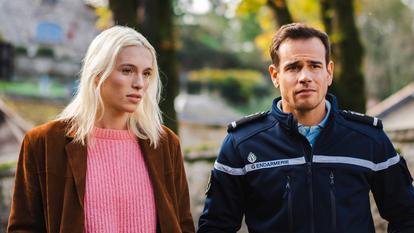 Andréa Furet et Adrien Rob dans Meurtres en Périgord vert, sur France 3.