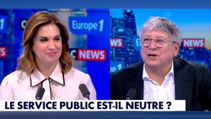 Sonia Mabrouk face à Éric Coquerel mardi 23 décembre 2025 sur CNews et Europe 1.