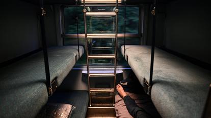 Les liaisons en trains de nuit en France sont assurées par des vieilles rames rénovées.