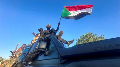 Image d’archive de soldats de l’armée soudanaise après être entrés à Wad-Madani, le 12 janvier 2025.