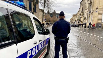 L’enquête, ouverte du chef de «meurtre en bande organisée», est confiée à la police nationale de Bordeaux.