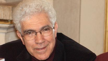 «Mohammed Harbi a mis sa redoutable formation intellectuelle et politique au service de l’énigme algérienne qu’il a dévoilée et explicitée.»