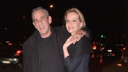 Thierry Ardisson et Audrey Crespo Mara en 2020.