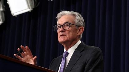 Le président de la Réserve fédérale américaine, Jerome Powell, tient une conférence de presse à la Réserve fédérale américaine à Washington, D.C., États-Unis, le 10 décembre 2025.