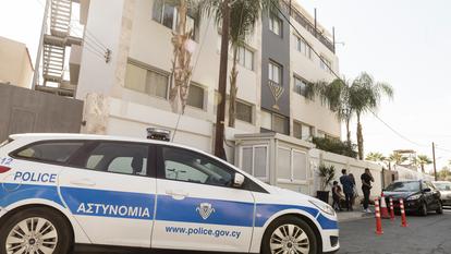 Rien ne permet en l’état de lier les deux décès, assurait la police chypriote ces derniers jours.