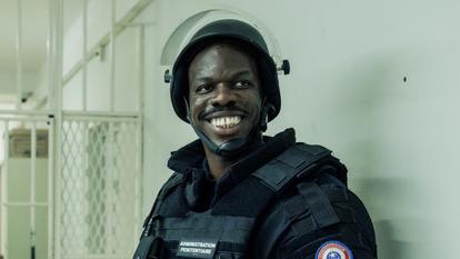 Jean-Pascal Zadi attendu dans Surveillant ! sur Disney+.