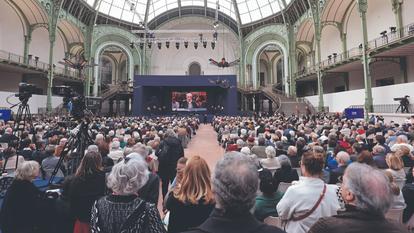 Les festivités du bicentenaire du Figaro drainent un large public.