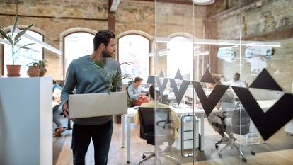Privés de perspectives d’avenir en termes de formation et d’évolution professionnelles, les moins de 25 ans en viennent à démissionner.