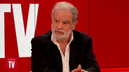 Raphaël Mezrahi dans le «Buzz TV»