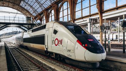 Un TGV inoui à Nice.