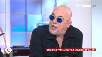 Pascal Obispo sur le plateau de «C à vous»