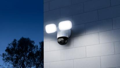 Caméra de surveillance Reolink Trackflex.