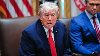 Donald Trump vient de connaître un sérieux revers à Minneapolis avec la mort d’un infirmier, Alex Pretti, sous les balles de ICE.