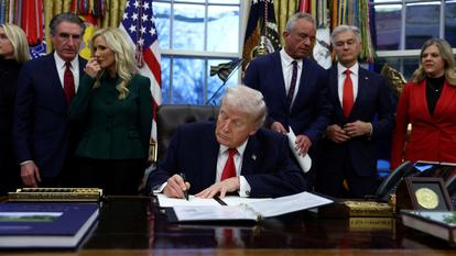 Le président américain Donald Trump dans le Bureau ovale de la Maison-Blanche à Washington, le 29 janvier 2026.