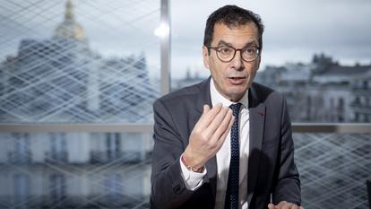 Jean-Pierre Farandou, dans son bureau, au ministère du Travail et des Solidarités, à Paris, le 6 février 2026.